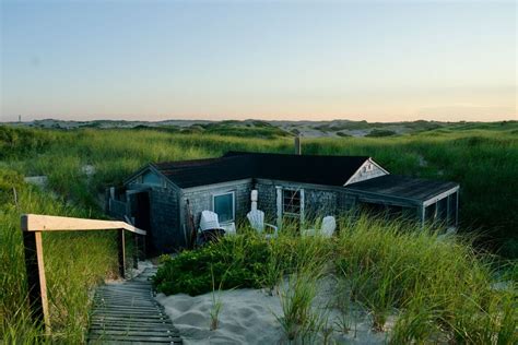 95-year-old artist who was evicted from Cape Cod dune shack gets a five-year reprieve
